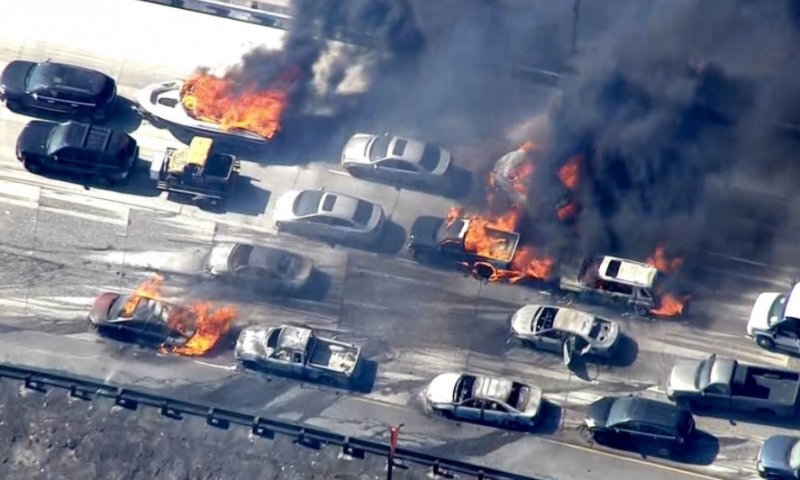 http://themillenniumreport.com/wp-content/uploads/2018/11/CA-Fire-cars-buring-on-freeway-800x480.jpg