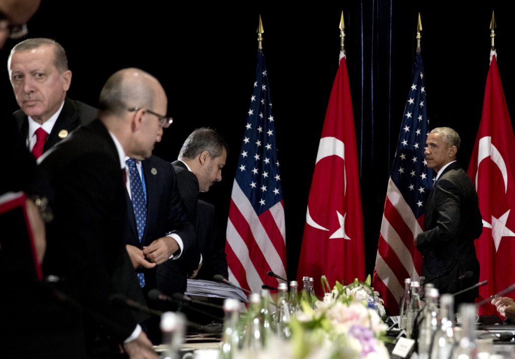 President Obama, right, and Turkish President Recep Tayyip Erdogan, far left, at a bilateral meeting in China on Sept. 4. (Carolyn Kaster/Associated Press)